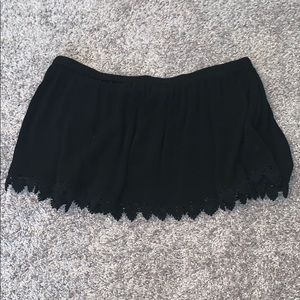 Strapless flow crop top